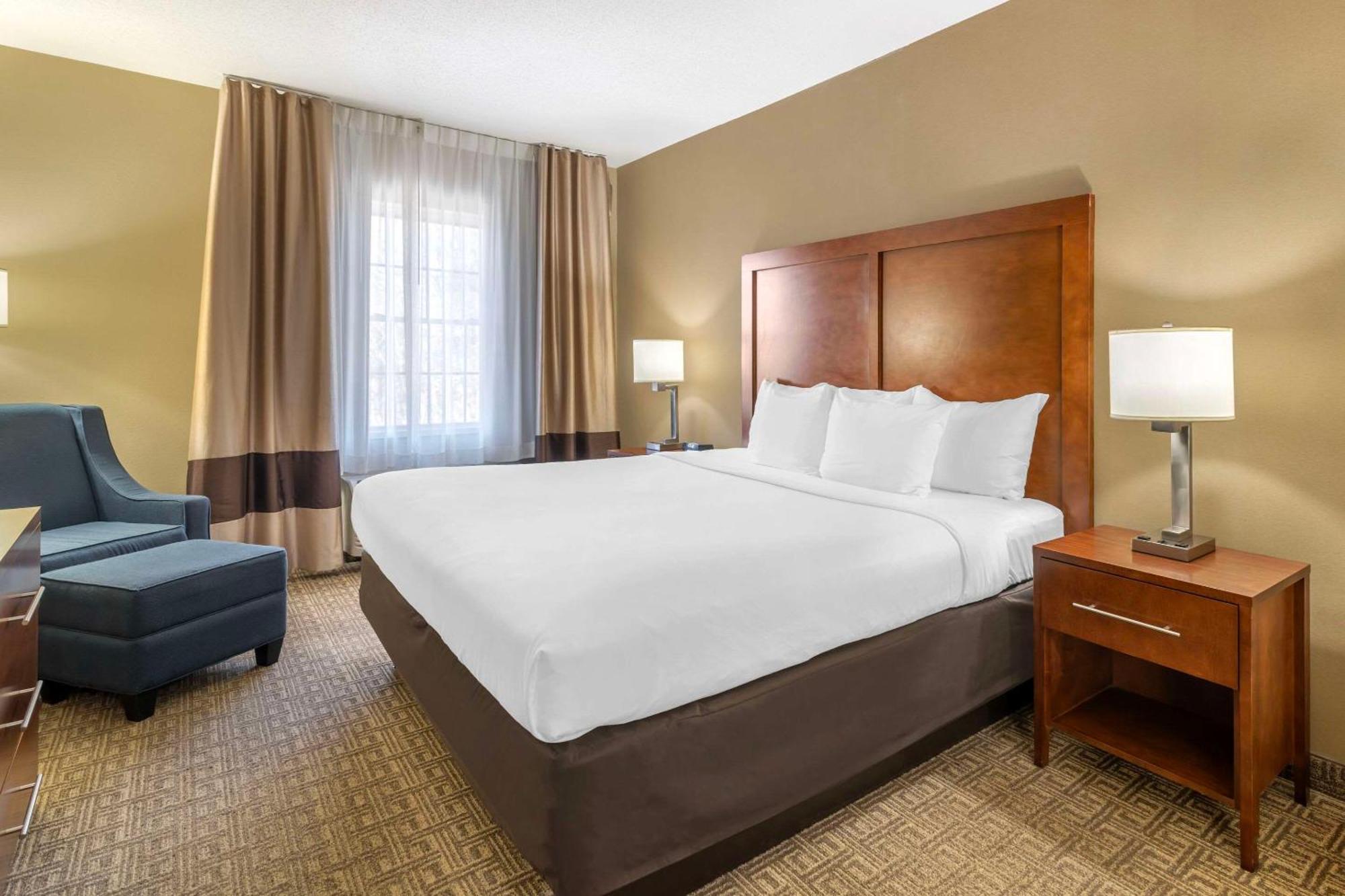 Comfort Inn & Suites Dover-Portsmouth Екстер'єр фото