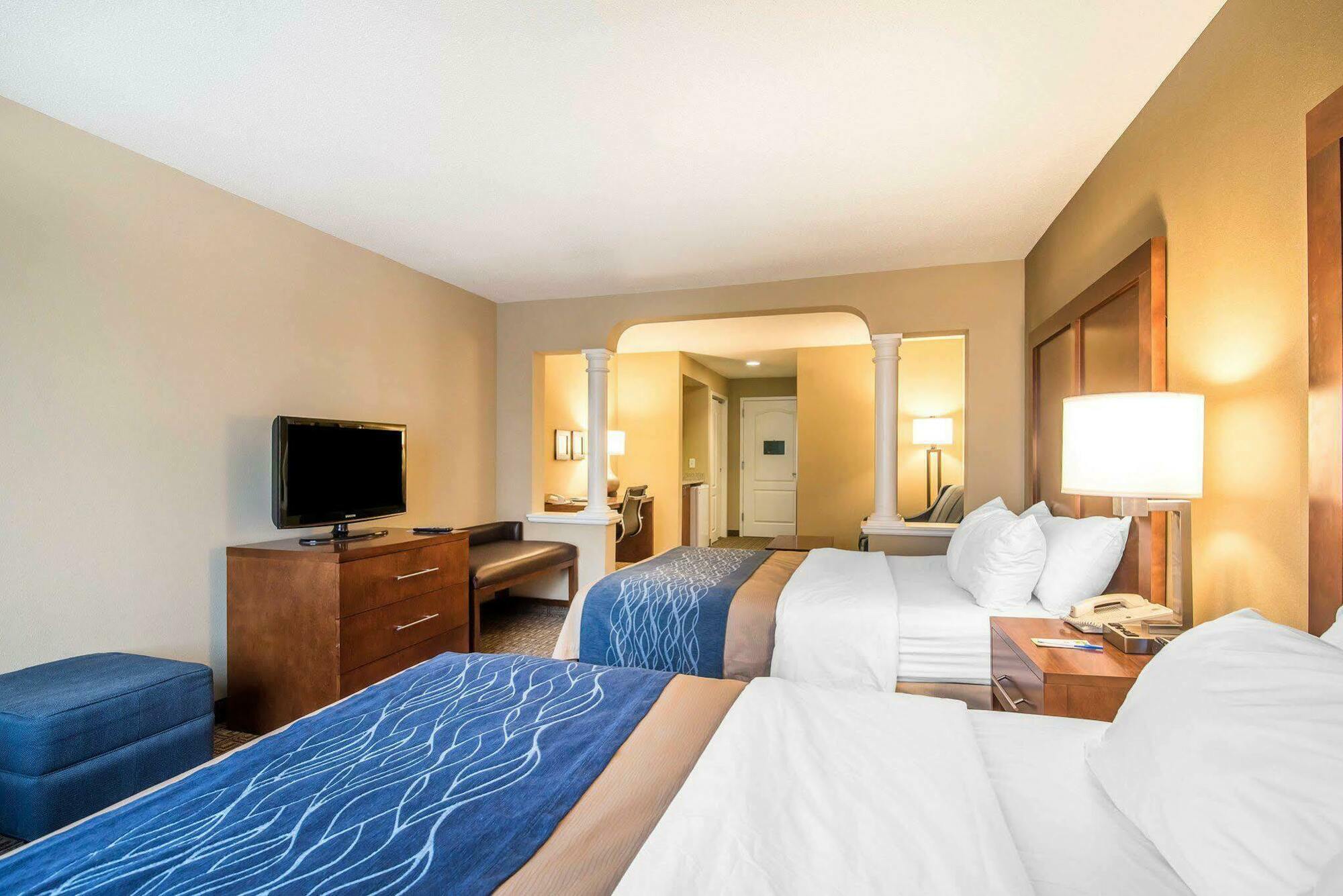 Comfort Inn & Suites Dover-Portsmouth Екстер'єр фото