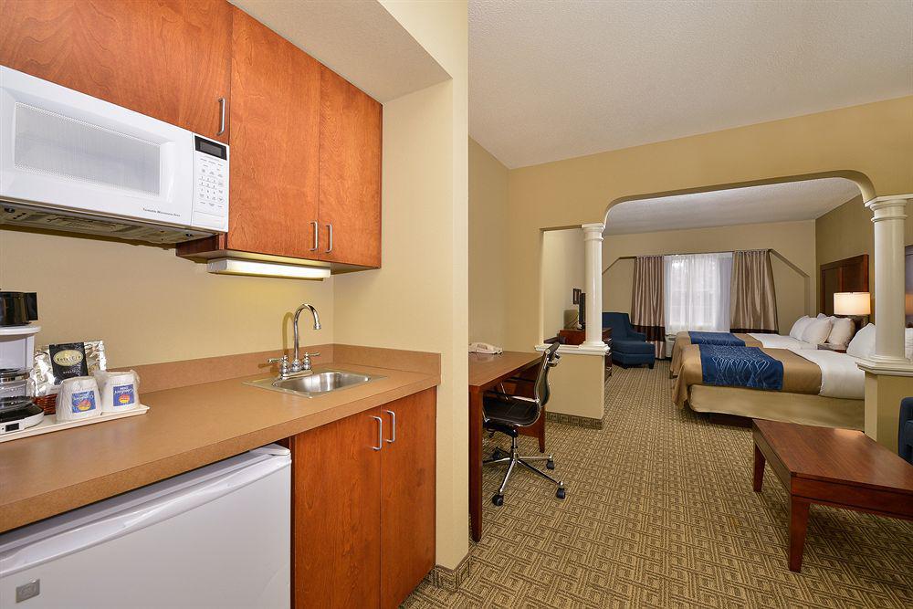 Comfort Inn & Suites Dover-Portsmouth Екстер'єр фото